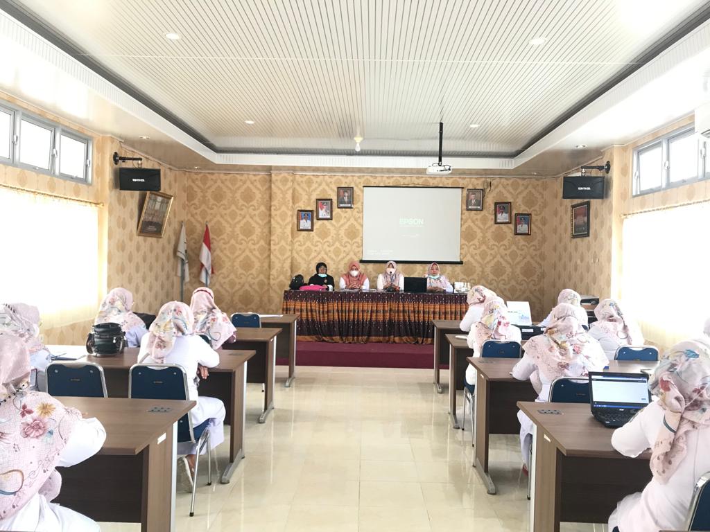 SOSIALISASI PROGRAM KESEHATAN DAN KESELAMATAN KERJA (K3) PUSKESMAS