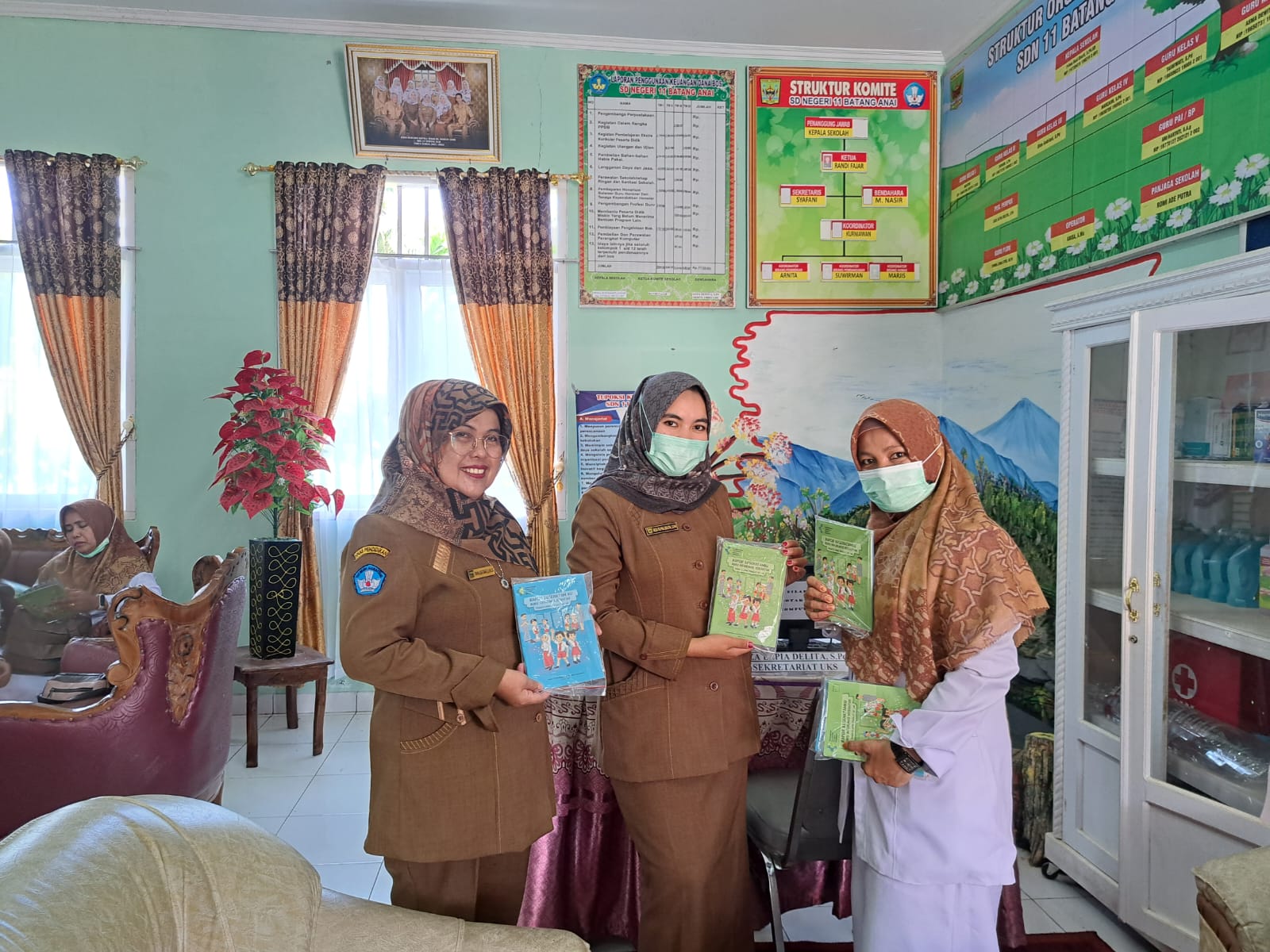 PEMBINAAN DOKTER KECIL DI SDN 11 BATANG ANAI