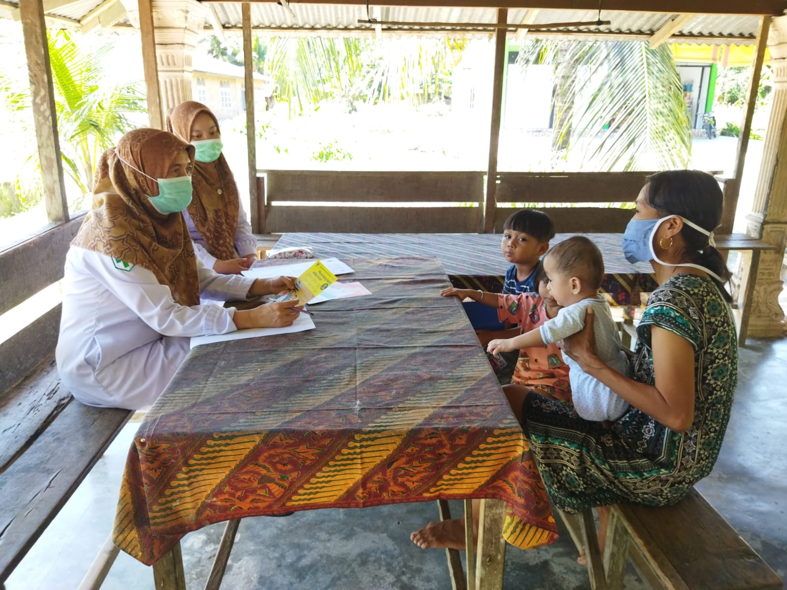 KONSELING DAN EDUKASI DI KEGIATAN PEMBINAAN RUMAH TANGGA PHBS